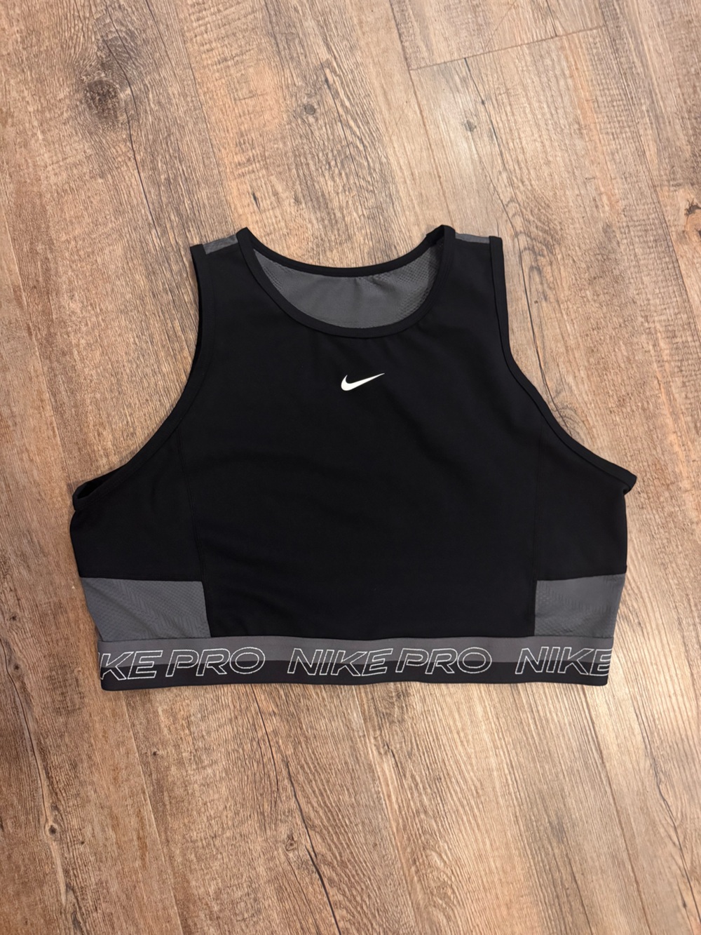 Nike Pro Black & Gray Cropped Athletic Tank Top -size large